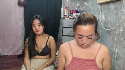 Snapshot of ursweetpinky chatting on 23, 4, 2026 ursweetpinky online show from 23, 4, 2026