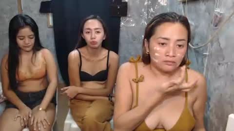 Snapshot of ursweetpinky chatting on 9, 5, 2026 ursweetpinky online show from 9, 5, 2026
