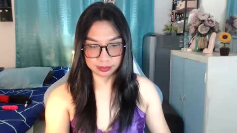 Ashley Kate Mateo Gray online show from 10, 6, 2026