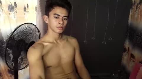 urwild_fuckerxx online show from 18, 1, 2026