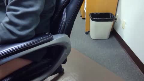 Snapshot of useemie chatting on 22, 12, 2025 useemie online show from 22, 12, 2025