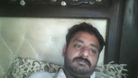 Snapshot of usman184 chatting on 12, 9, 2025 Mian184 online show from 12, 9, 2025
