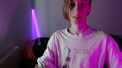 Excuse me online show from 28, 1, 2025