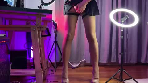 sdickyinout online show from 8, 10, 2025