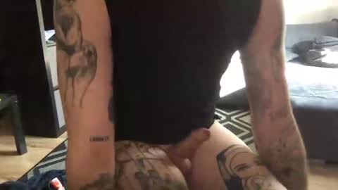 uwantitno online show from 5, 3, 2025