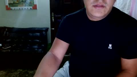 Snapshot of uzaki_007 chatting on 3, 8, 2026 uzaki_007 online show from 3, 8, 2026