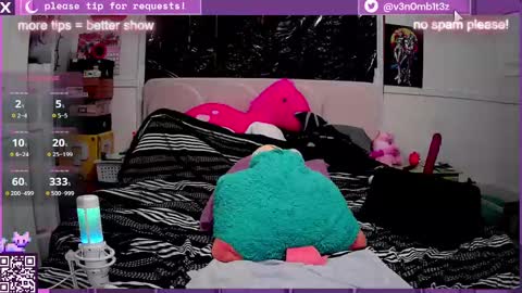 Snapshot of v3n0mb1t3z chatting on 8, 2, 2025 kermit online show from 8, 2, 2025