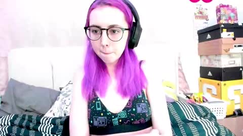 Snapshot of v3n0mb1t3z chatting on 21, 2, 2025 kermit online show from 21, 2, 2025