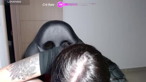 Snapshot of v_vennus chatting on 4, 3, 2025 Vennus online show from 4, 3, 2025