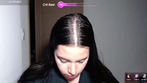 Snapshot of v_vennus chatting on 11, 3, 2025 Vennus online show from 11, 3, 2025