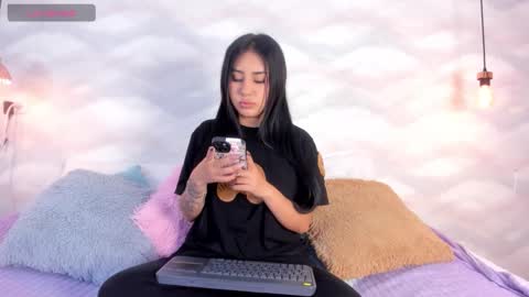 Snapshot of vaelina_angels chatting on 17, 2, 2026 VAELINA ANGELS online show from 17, 2, 2026