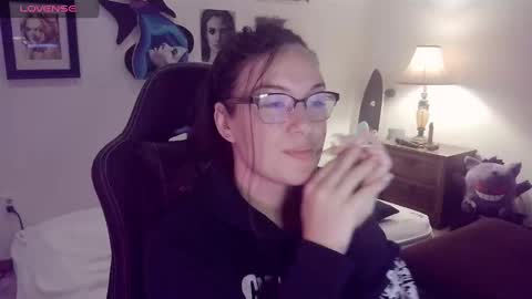 Snapshot of vagelicious chatting on 6, 10, 2025 vagelicious online show from 6, 10, 2025