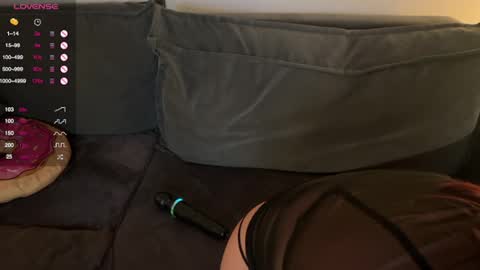 Snapshot of vaiee chatting on 25, 2, 2025 Valery online show from 25, 2, 2025