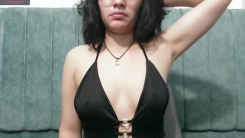 Snapshot of vainilla_cam chatting on 9, 1, 2025 Vainilla online show from 9, 1, 2025