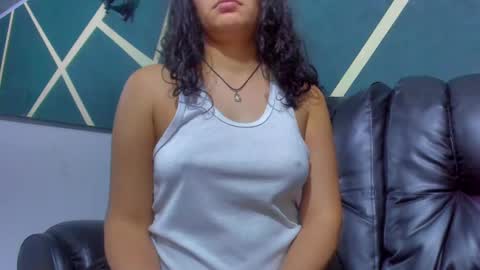Snapshot of vainilla_cam chatting on 23, 2, 2025 Vainilla online show from 23, 2, 2025