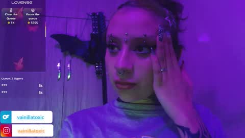 Vainilla Independent model online show from 6, 3, 2026