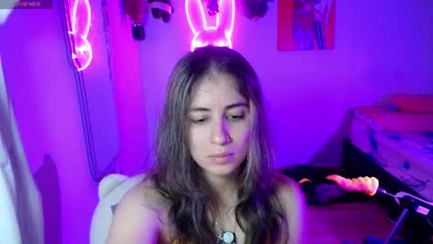Snapshot of val_angelll chatting on 12, 6, 2026 valentina online show from 12, 6, 2026