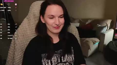 Snapshot of val_manson chatting on 19, 6, 2026 Val online show from 19, 6, 2026