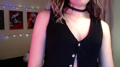 Snapshot of valcooky chatting on 8, 10, 2025 Hi I am Valcooky online show from 8, 10, 2025