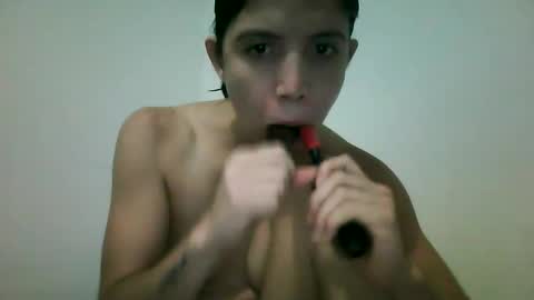 Snapshot of vale_47 chatting on 19, 10, 2025 vale_47 online show from 19, 10, 2025