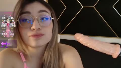 Snapshot of vale_honny chatting on 24, 9, 2025 Vale honny online show from 24, 9, 2025