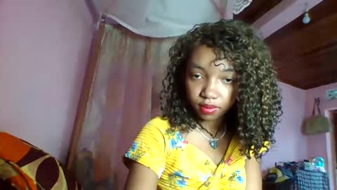 Snapshot of valencia302364 chatting on 8, 10, 2025 valencia302364 online show from 8, 10, 2025