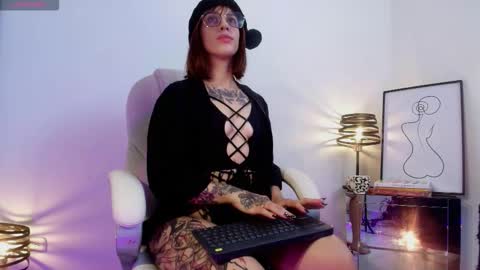 Valen online show from 21, 12, 2025