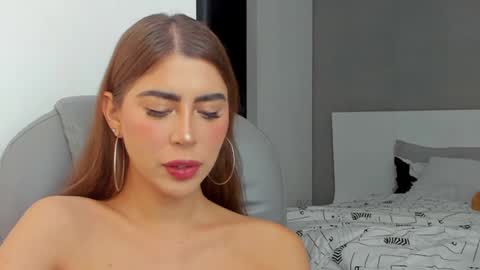 Angela online show from 11, 3, 2025