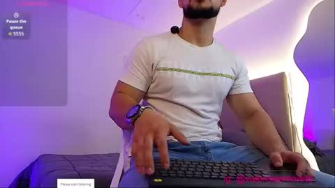 Snapshot of valenssio_moretti chatting on 8, 8, 2026 valenssio_moretti online show from 8, 8, 2026