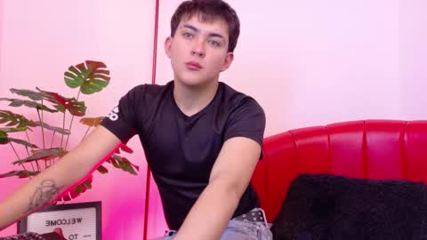 Valentin  online show from 16, 11, 2025