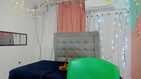 Snapshot of valentina_0_ chatting on 26, 1, 2025 Valentina online show from 26, 1, 2025