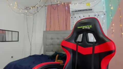 Snapshot of valentina_0_ chatting on 2, 2, 2025 Valentina online show from 2, 2, 2025