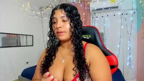 Snapshot of valentina_0_ chatting on 6, 2, 2025 Valentina online show from 6, 2, 2025