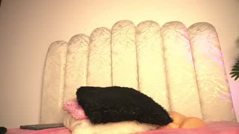 Snapshot of valentina_king18 chatting on 6, 7, 2026 VALENTINA online show from 6, 7, 2026