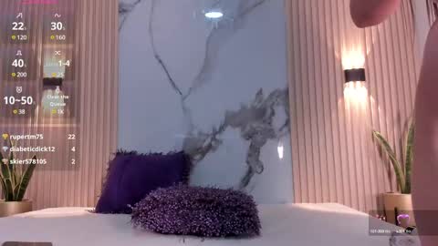 Snapshot of valentina_lux1 chatting on 1, 3, 2025 Valentina online show from 1, 3, 2025