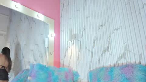 Snapshot of valentina_lux1 chatting on 10, 11, 2025 Valentina online show from 10, 11, 2025