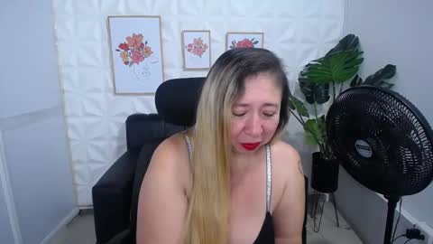 Valentina  online show from 6, 3, 2025