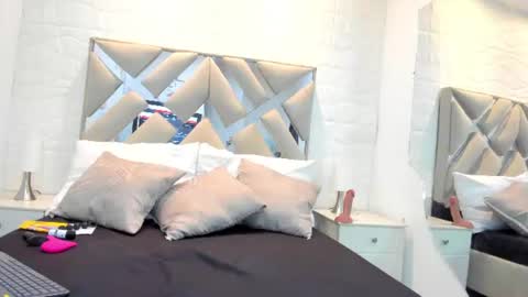 Snapshot of valentinasu_ chatting on 13, 6, 2026 VALENTINA online show from 13, 6, 2026