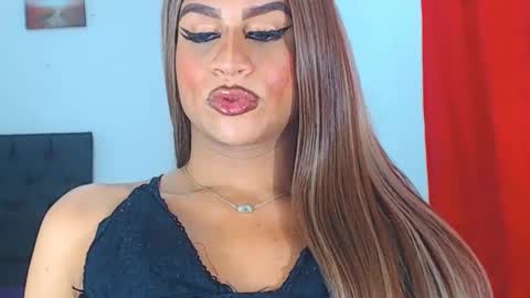 Snapshot of valentinaxxxdoll chatting on 14, 1, 2025 VALENTINA online show from 14, 1, 2025