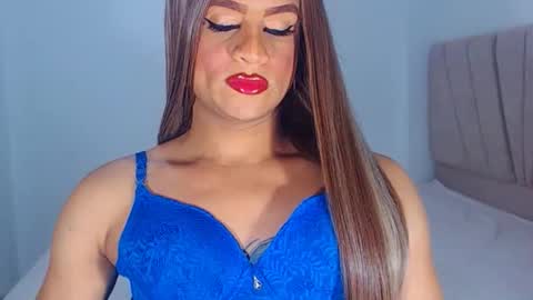 Snapshot of valentinaxxxdoll chatting on 29, 11, 2025 VALENTINA online show from 29, 11, 2025