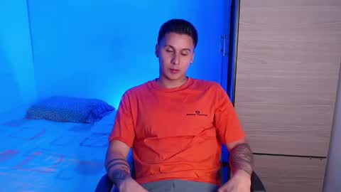 VALENTINO online show from 21, 12, 2025