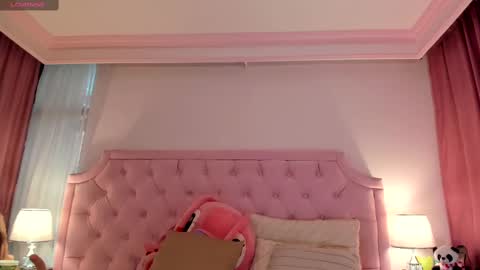 Vale Toro  online show from 8, 3, 2025