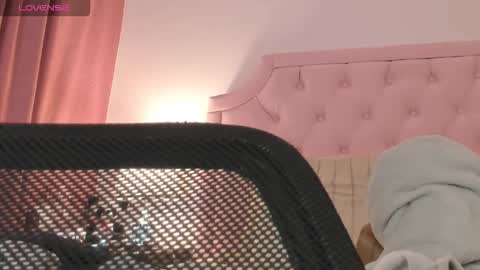 Vale Toro  online show from 16, 11, 2025