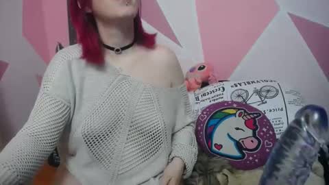 Snapshot of valeri_cove chatting on 7, 3, 2025 Valeri Cove online show from 7, 3, 2025