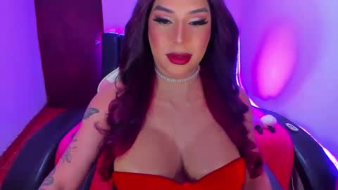 Snapshot of valeri_hilton chatting on 19, 9, 2025 valeri_hilton online show from 19, 9, 2025