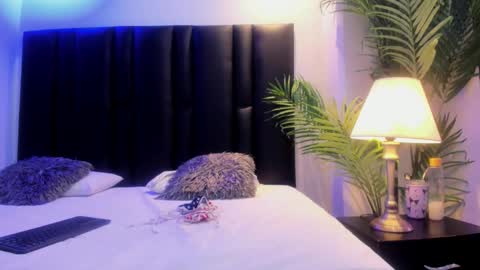 valeri_tafur online show from 28, 11, 2025