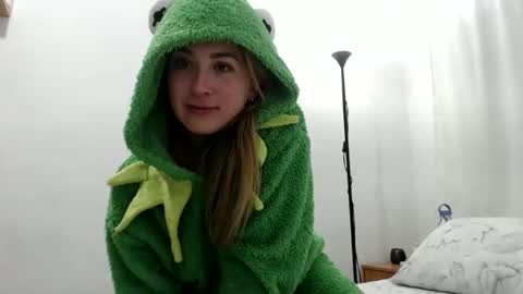   online show from 12, 11, 2025