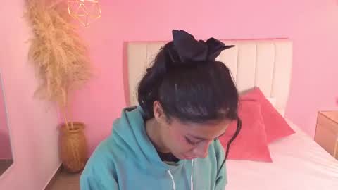 Snapshot of valeria__torres chatting on 16, 7, 2026 Valeria online show from 16, 7, 2026