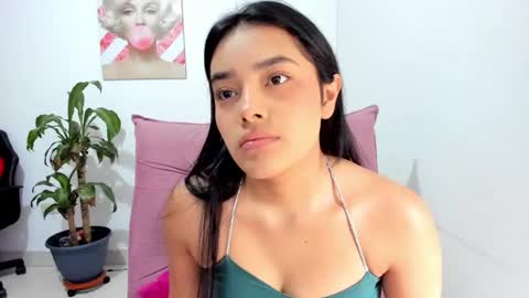 Snapshot of valeria_miller69 chatting on 22, 10, 2025 valeria_miller69 online show from 22, 10, 2025