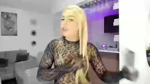 Snapshot of valeriadollks chatting on 25, 9, 2025 valeriadollks online show from 25, 9, 2025